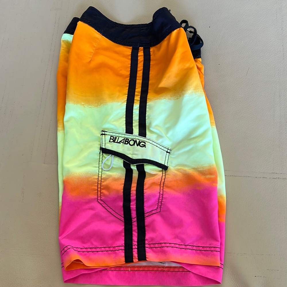 Billabong size 32 see pics for condition